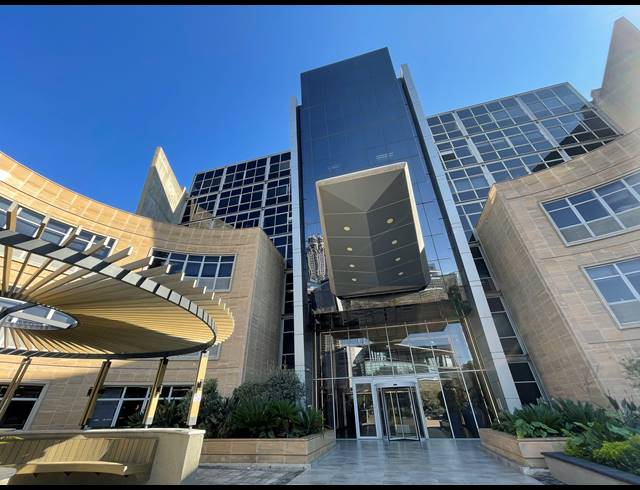 20M² OFFICE TO LET IN SANDTON CENTRAL